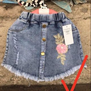 Combo 2 set chan váy chat dẹp cho bé gái.
