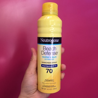 Xịt chống nắng Neutrogena Beach Déne SPF 70