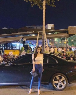Quần jean 1 nút lưng cao