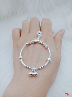 Vòng tay trẻ em bạc ta