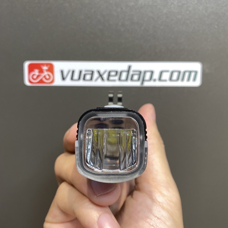 Đèn trước xe đạp Rockbros D3-1000 siêu sáng 1000 Lumen Pin 4800mAh Chống nước Sạc USB