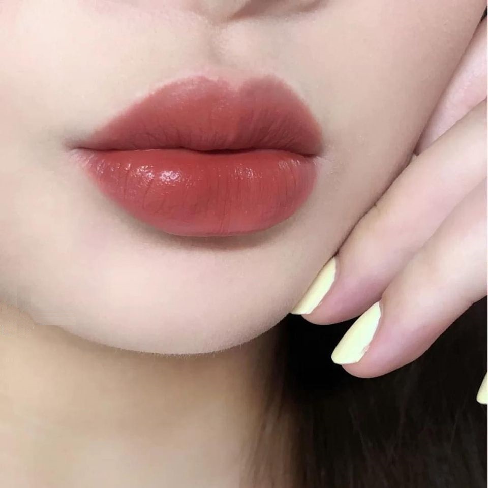 Son Romand Zero 16 hồng nude (son kem lì Romand Zero Velvet Tint)