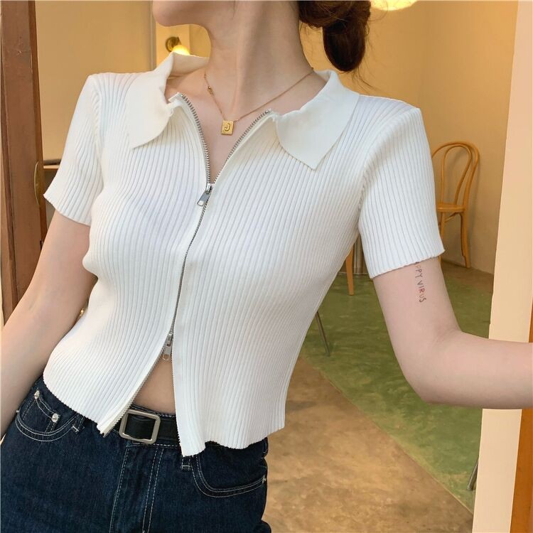 Áo croptop len montoghi khóa cổ bẻ