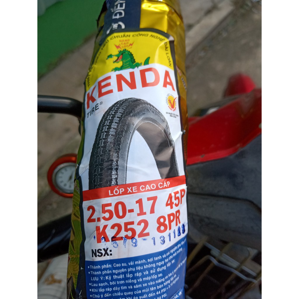 Lốp sau dream kenda 2.50 - 17 8pr