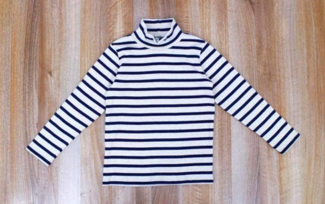 Áo MUJI cotton cổ 3 phân