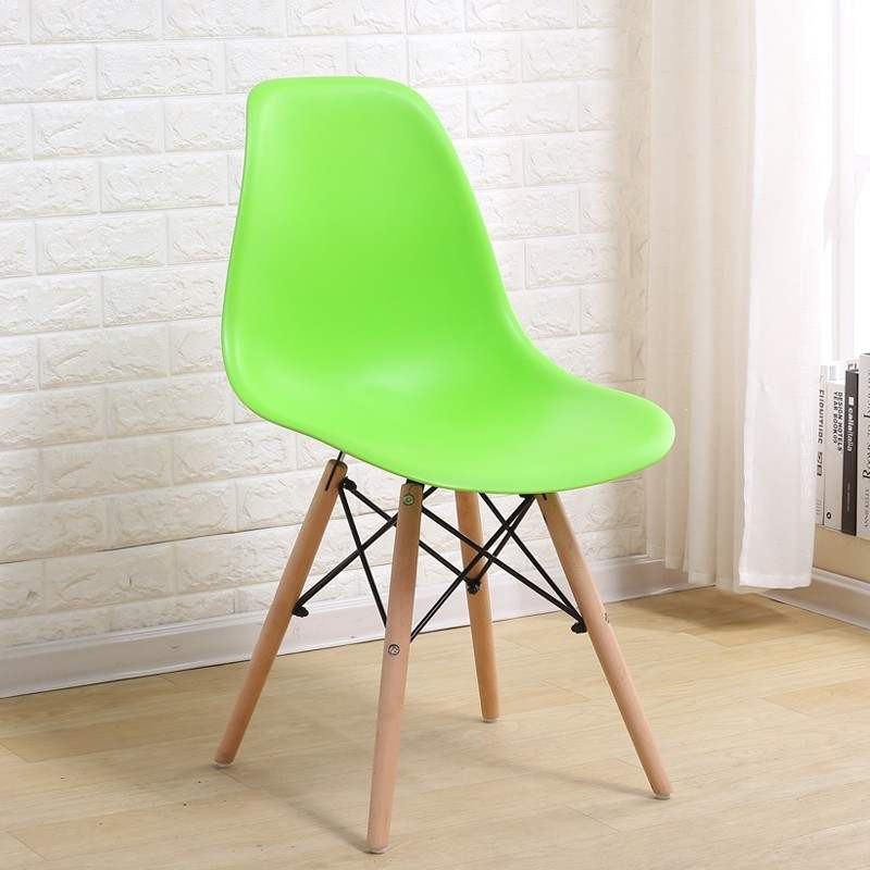 Ghế Eames lưng nhựa chân đan gỗ sồi tự nhiên | BigBuy360 - bigbuy360.vn