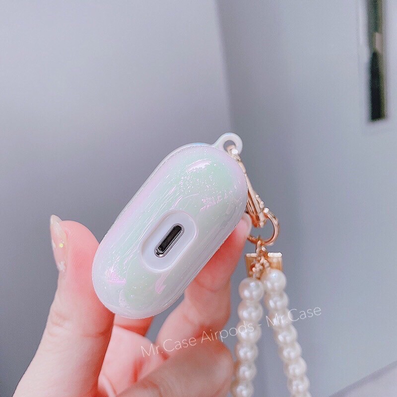 Vỏ bọc bảo vệ màu ánh Trắng Kèm Chuỗi Dài cho hộp sạc tai nghe Airpods 1 / 2 Pro - Mr.Case Airpods