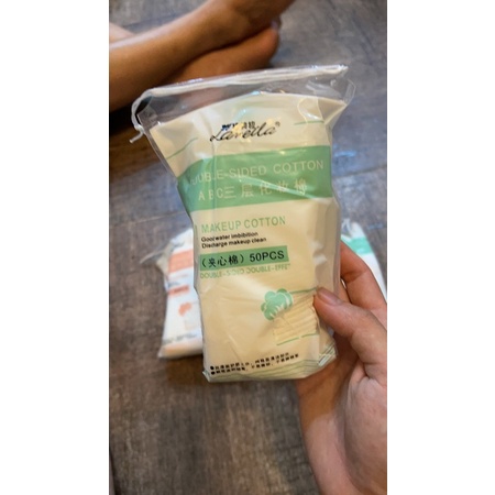 (Loại Đẹp) - Bộ 50 Khăn Giấy, Bông Tẩy Trang Cotton Lameila