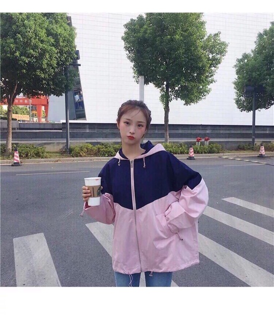 Áo khoác dù phối quá xênh cho các bạn nữ | BigBuy360 - bigbuy360.vn