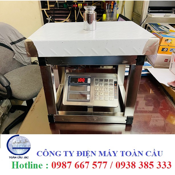 Cân ghế Inox 300kg kt sàn 40-50cm TCS50- Điện Máy Toàn Cầu