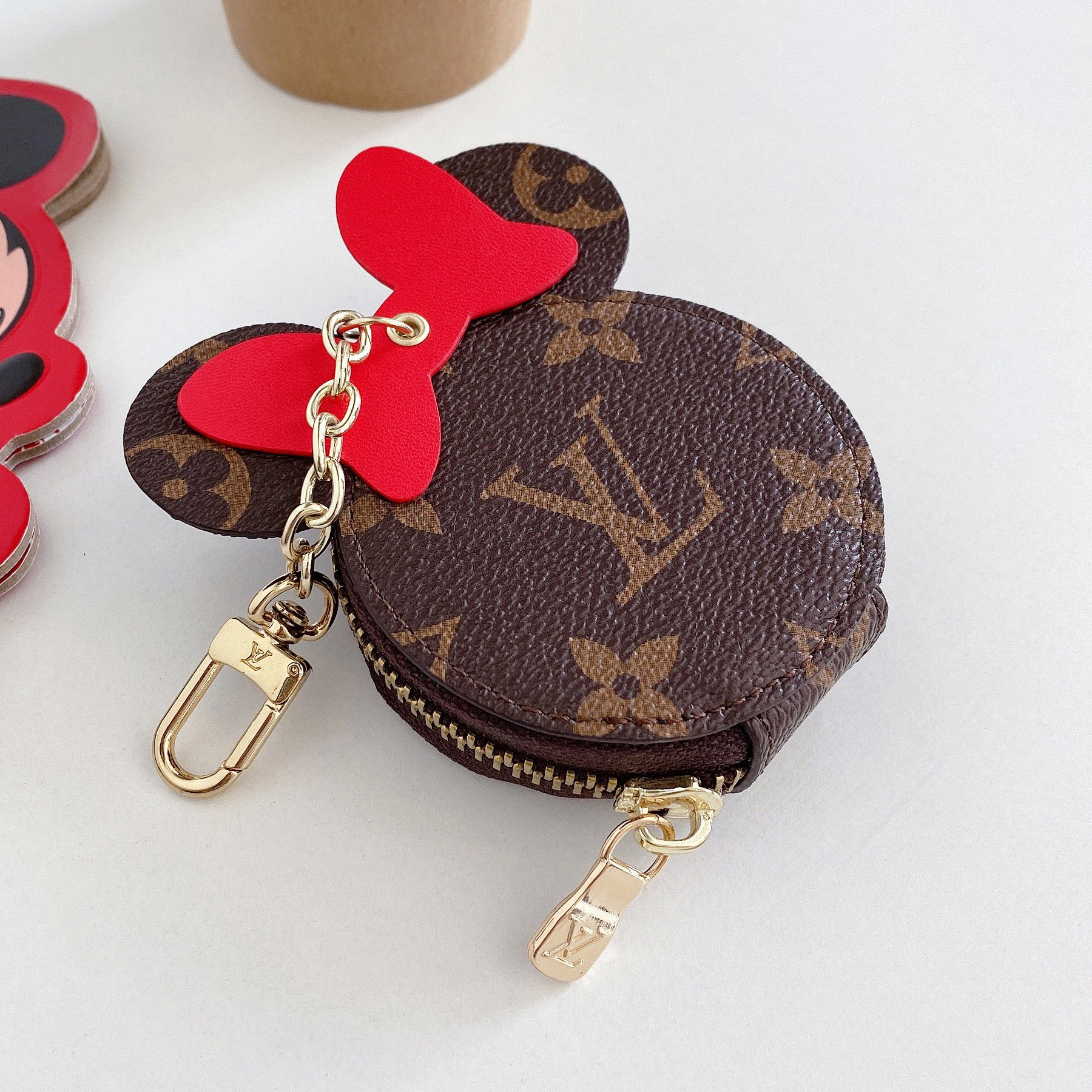 Lv Vỏ Bảo Vệ Hộp Sạc Tai Nghe Airpods 1 / 2 / Pro Bằng Da Pu Hình Mickey Minnie Kèm Móc Khóa