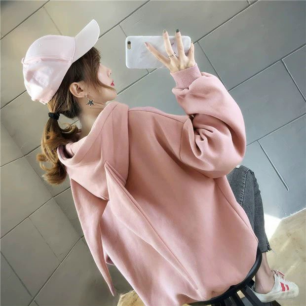 Áo khoác nỉ in hình tai thỏ | BigBuy360 - bigbuy360.vn