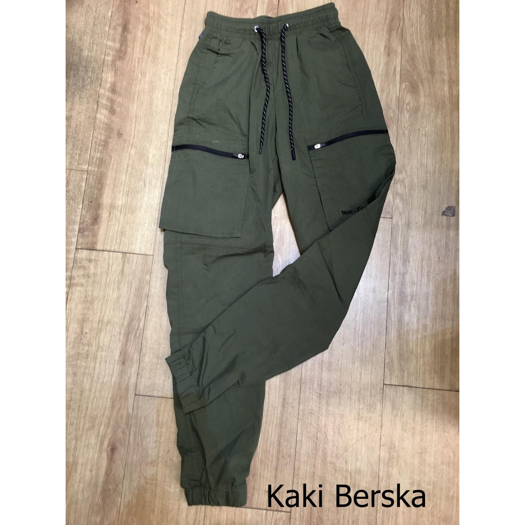 Quần kaki Berska