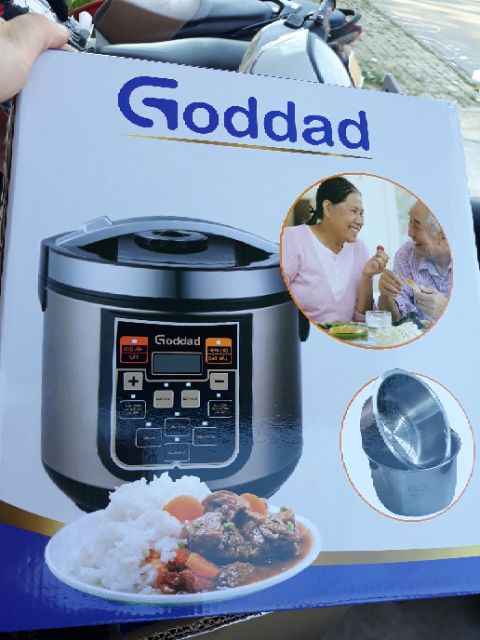 Nồi cơm điện GODDAD GD-368