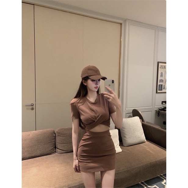 SET ÁO CROPTOP NÂU XOĂN BỤNG + CHÂN VÁY A