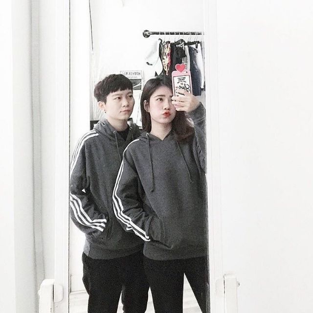 Áo nỉ phối tay sọc