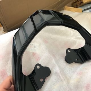 Cảng Spark nano đen gắn Sirius