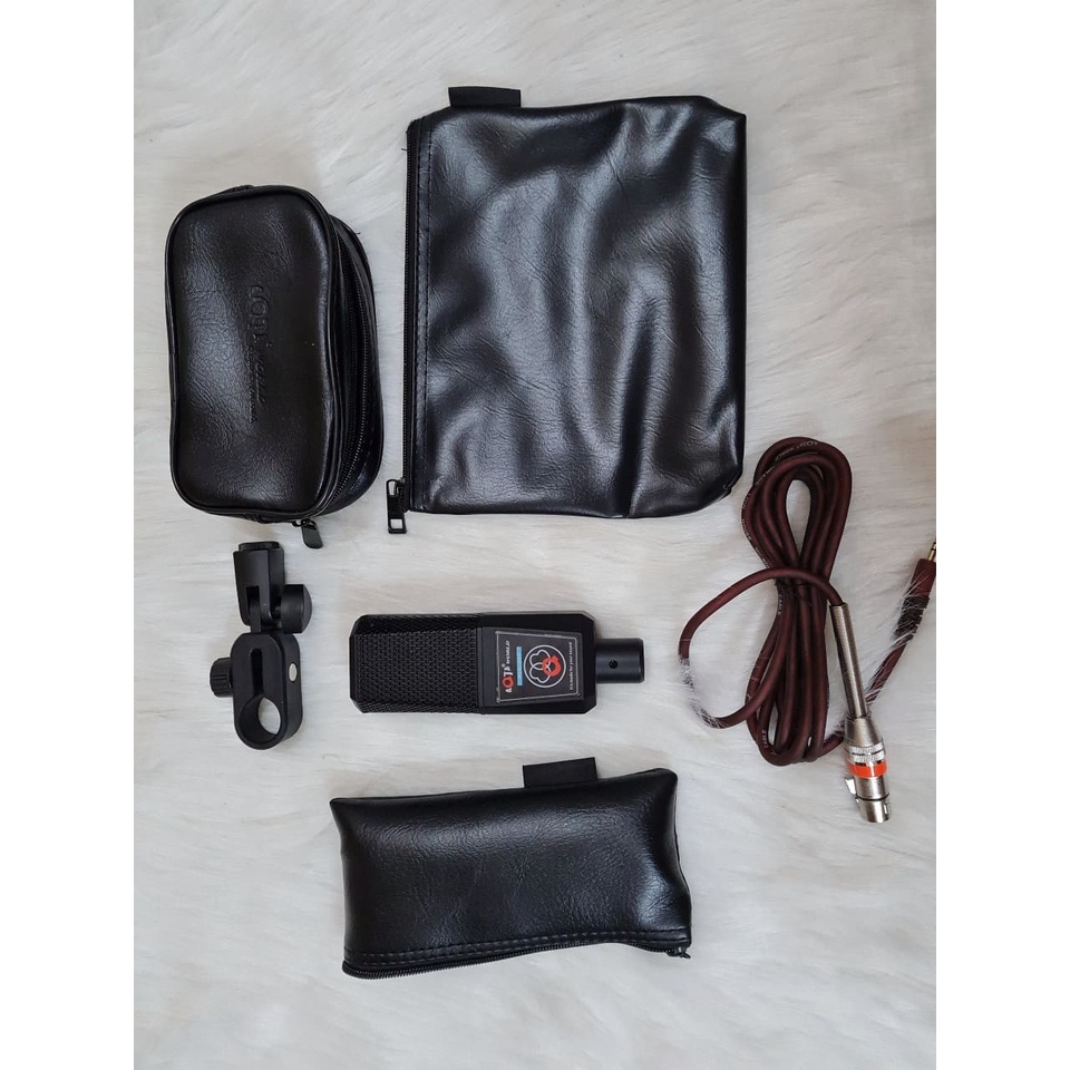 Bộ Mixer karaoke Live Stream Yamaha F4 USB và Micro ALC280.