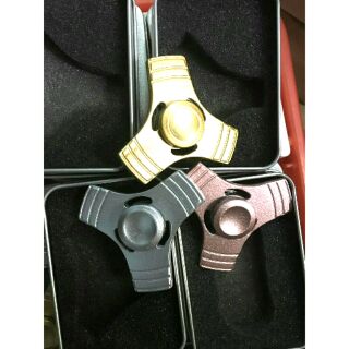 [XẢ HÀNG] CON QUAY 3 CÁNH FIDGET SPINNER COMPASS