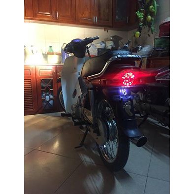 Cụm đèn hậu ex5 Dream