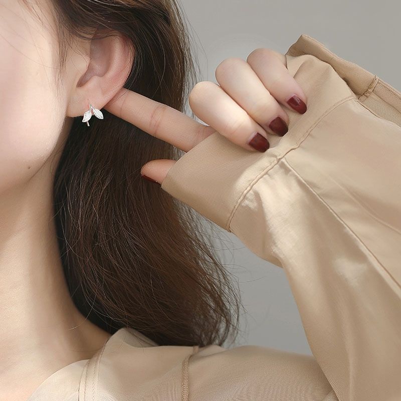 Khuyên tai bạc S925 - Bông tai nữ bạc Ý đeo 2 kiểu  hình lộc non 2 lá dễ thương, thanh lịch ZaZa Accessories KT8001