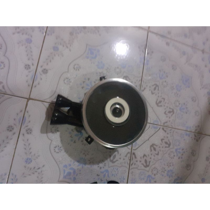 COMBO KIỀNG THÉP + ĐẦU ĐỐT/ ỐNG ĐIẾU BẾP GA HỒNG NGOẠI ÂM TAKA ( ĐƯỜNG KÍNH 16,5CM)
