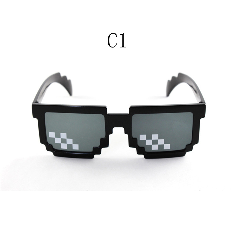 Square Mosaic Pixel Sunglasses Party Show Thug Life Glasses Unisex Two-dimensional Funny Glasses Cool Activity Glasses for Men Women Hip-hop Style Outfits