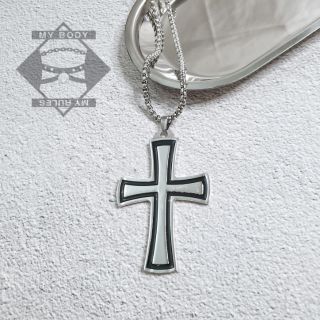 Vòng cổ thánh giá.