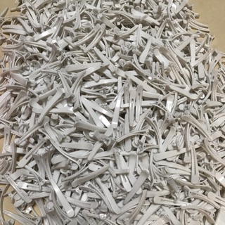 Kẹp nhựa khuôn yến 50 cái