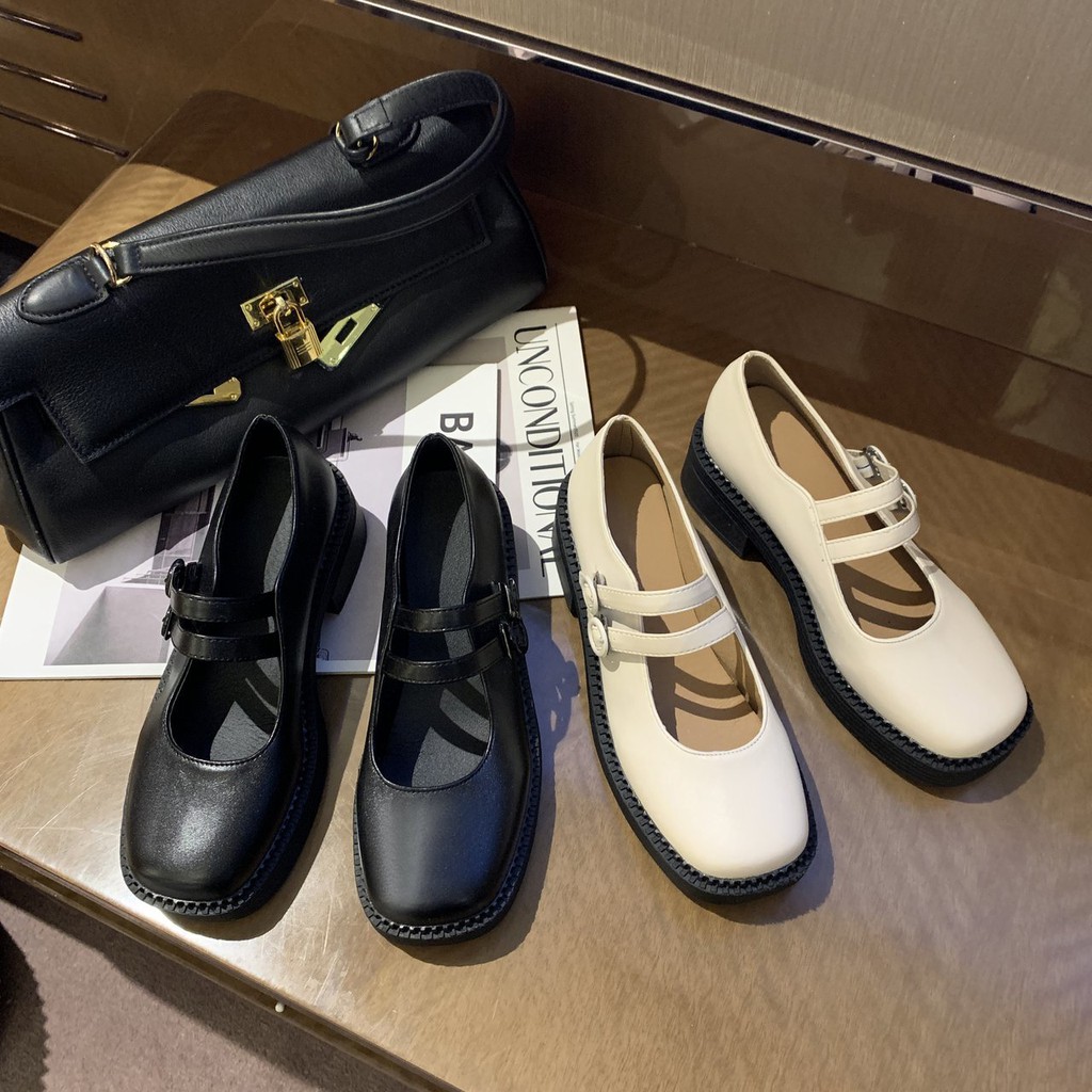 Giày Nữ Đế Bằng Mũi Vuông Thời Trang Cá Tính | BigBuy360 - bigbuy360.vn