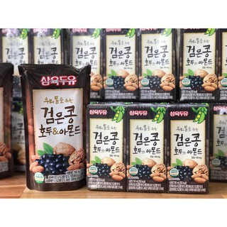 Một thùng sữa óc chó hạnh nhân đậu đen 195ml ( 20 bịch)