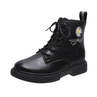 Giày bốt (boots) hoa cúc da lỳ