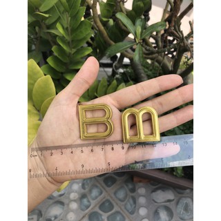 Mạc chữ B trang trí túi