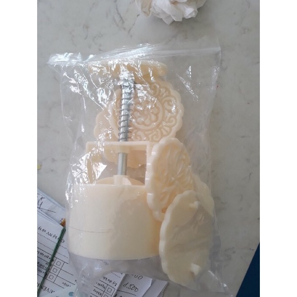 Khuôn bánh trung thu 6 mặt hoa