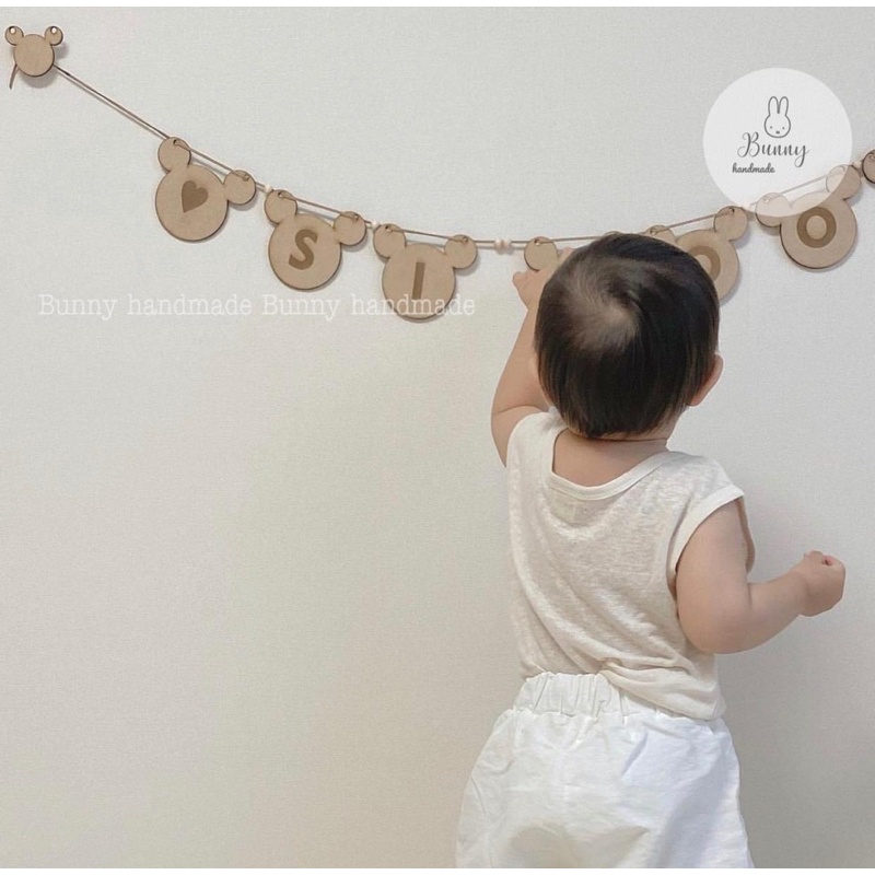 Dây cờ hình gấu khắc tên theo yêu cầu