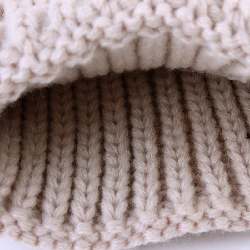 Mũ Beanie Đan Len Phối Cục Bông Xinh Xắn Thời Trang Mùa Đông Cho Mẹ Và Bé
