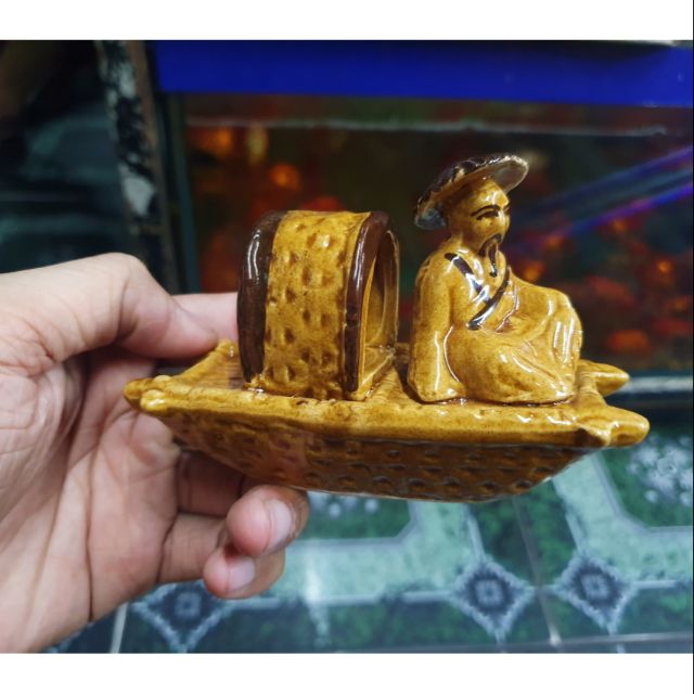 THUYỀN TRANG TRÍ HỒ CÁ NON BỘ 10x4x6cm