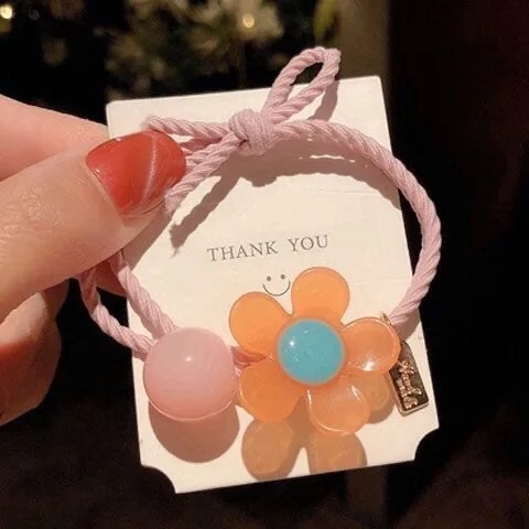 2 Dây buộc tóc thiết kế xinh xắn dành cho nữ