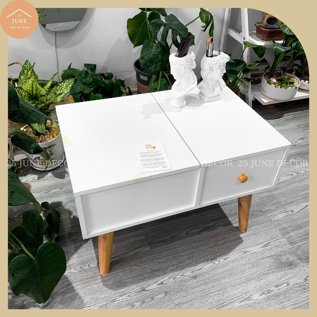 Bàn trang điểm bệt có gương, chất liệu gỗ MDF, màu sắc sang trọng, gương gập đa năng