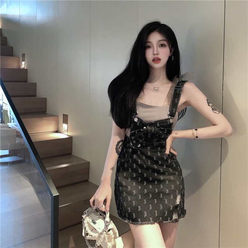 DoggyQin denim strap skirt women's summer 2021 new short style skirt short temperament suit suspender dress