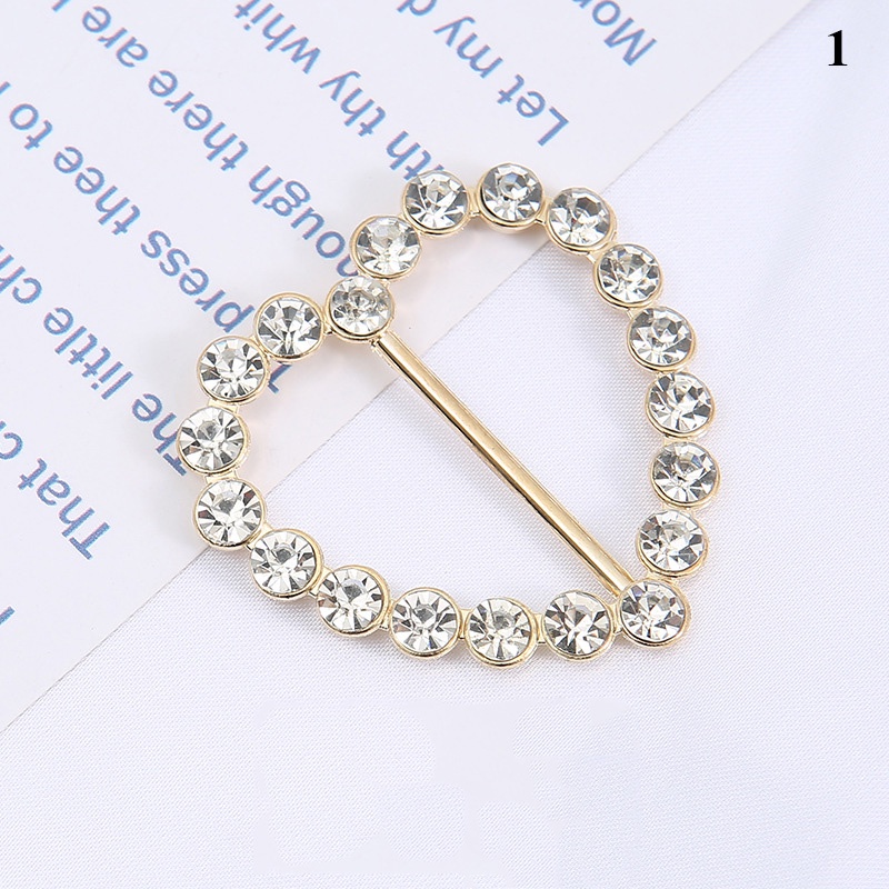 Nút Áo Đính Đá Và Ngọc Trai Thời Trang Cho Nữ