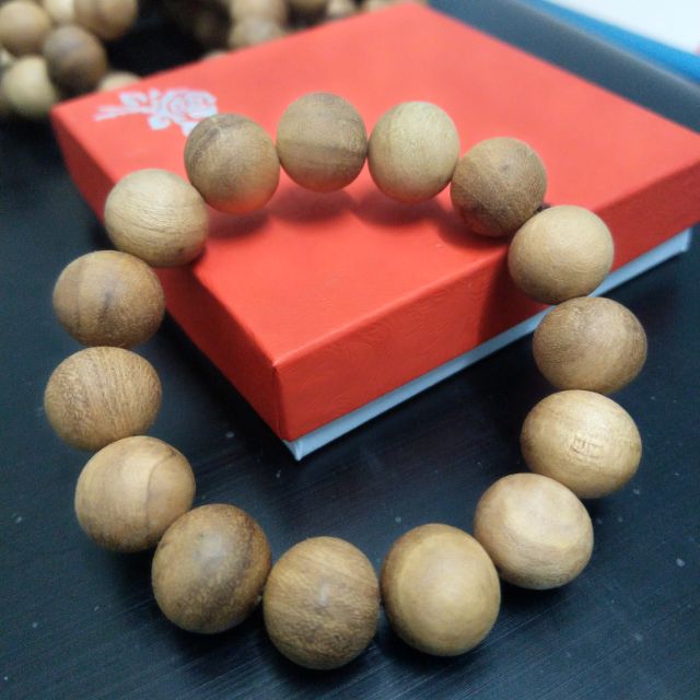 VÒNG TAY GỖ XÁ XỊ
