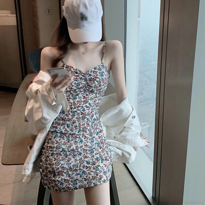 Đầm Hai Dây Họa Tiết Hoa Phong Cách Retro Quyến Rũ | BigBuy360 - bigbuy360.vn