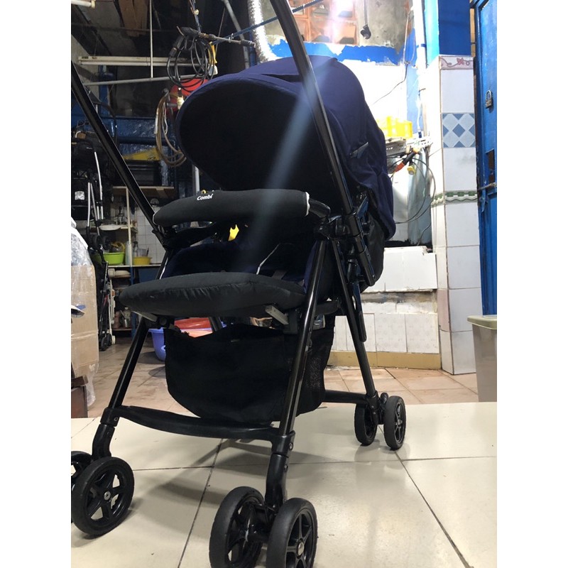 Xe đẩy 2 Chiều Combi Mechacal First