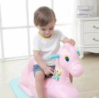 Ngựa có nhạc bập bênh