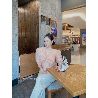 Áo cổ nơ tay bồng oganza
