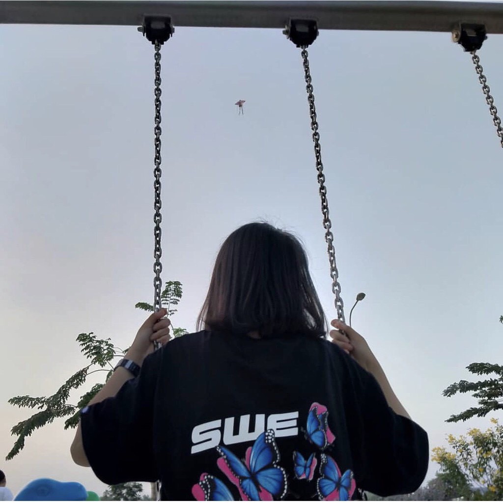 [Y HÌNH 100%]Áo Thun Nam Nữ SWE From Rộng Hot Trend Mới Vải Mềm Mịn Giá Xưởng | BigBuy360 - bigbuy360.vn