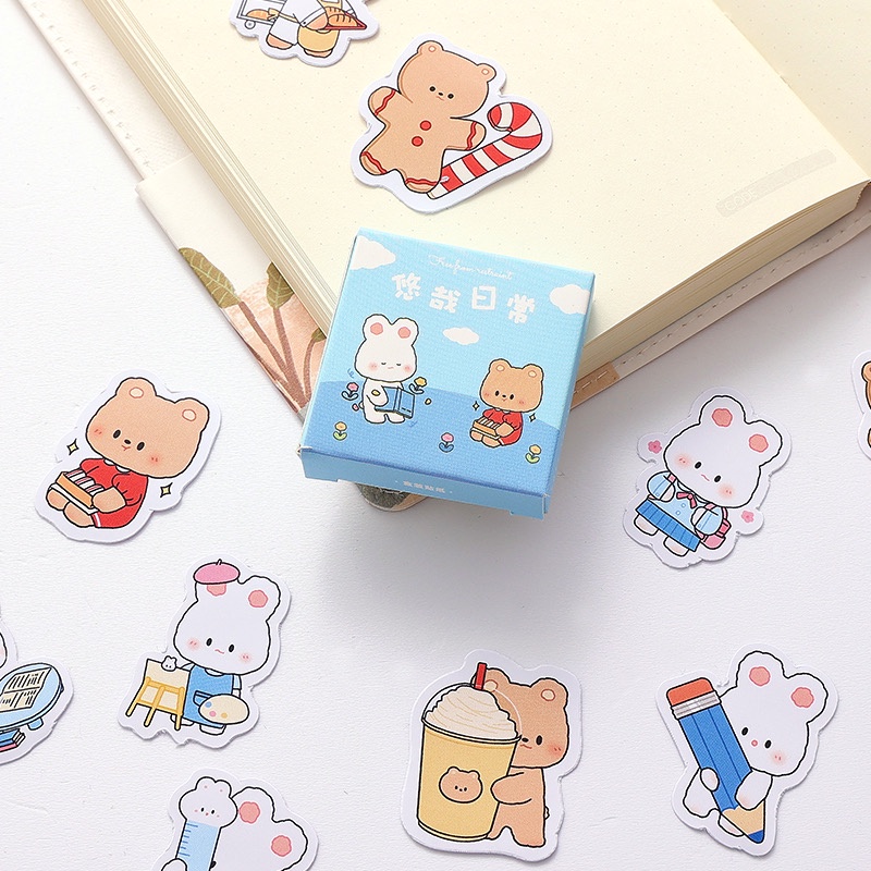 (Giao đơn từ 30k) Hộp 45 sticker gấu có sẵn keo dán ở mặt sau, hình in dễ thương sắc nét. Hàng có sẵn