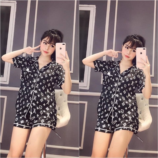 Lụa satin Cộc đùi