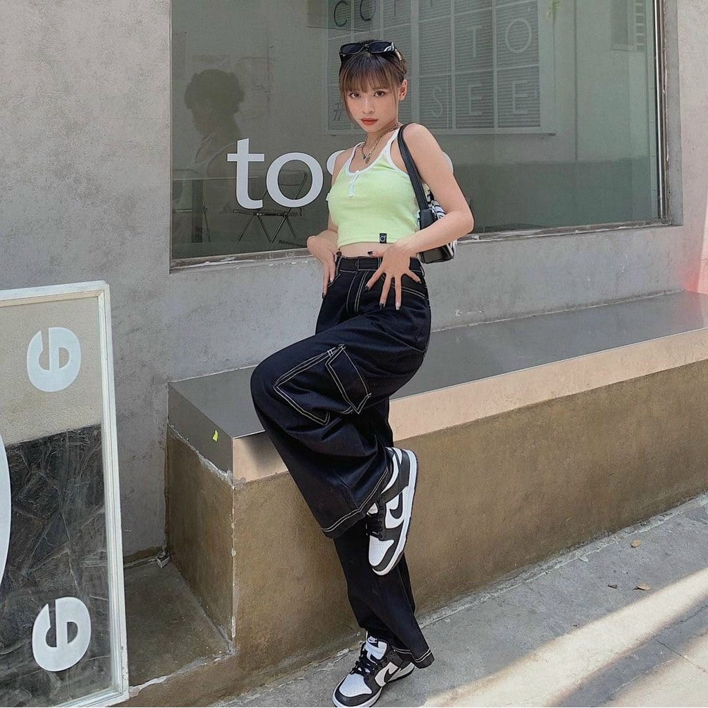 [Mã FAMAYWA giảm 10K đơn 50K] Áo 2 dây cúc ngực, áo hai dây croptop nữ dáng ôm chất thun gân - VIETCEN | BigBuy360 - bigbuy360.vn